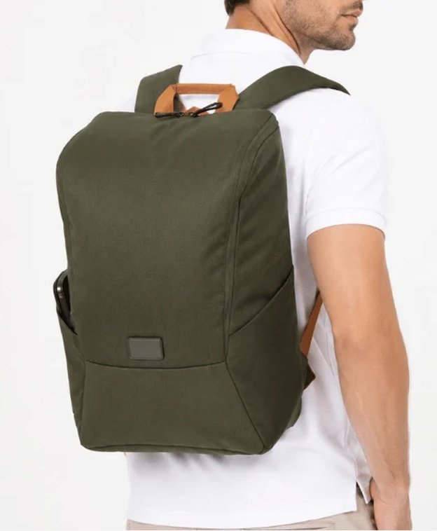 Premium 15.6″ Laptop Backpack with Waterproof Zippers